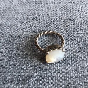 Pandora mother of pearl ring size 6